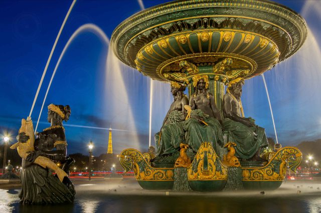 Place de la Concorde at night II-DRI-Getty-FINALE
