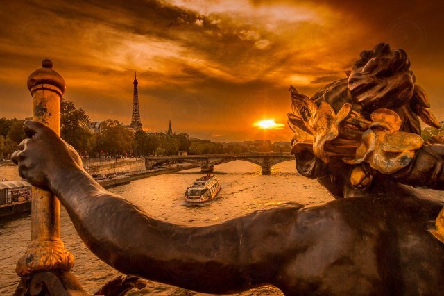 Pont Alexandre III Sunset II-DRI-Getty-Finale_2