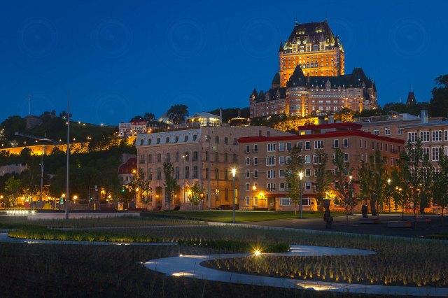 Place_des_canotiers_sunrise_DRI